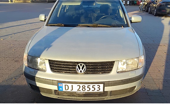 Volkswagen Passat 3 of 4