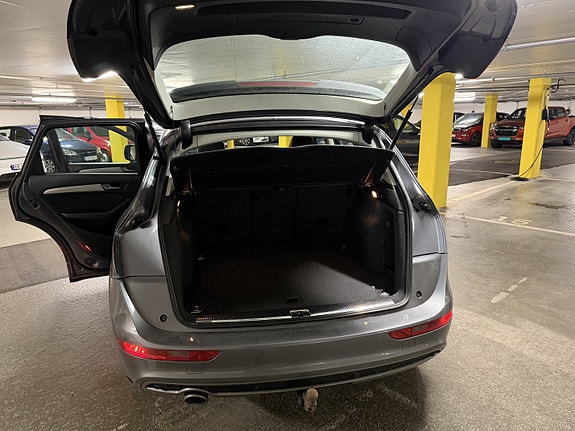 Audi Q5 12 of 16
