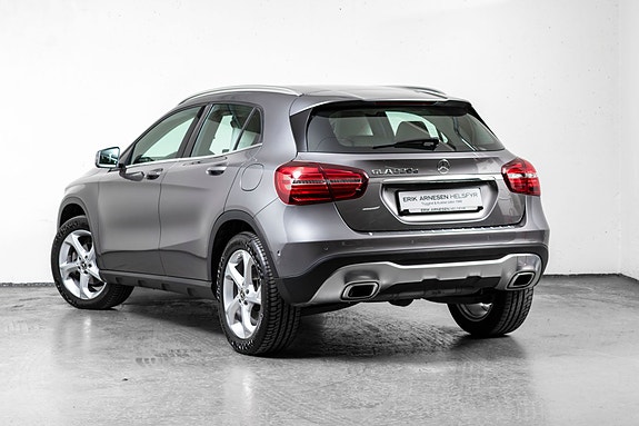 Mercedes-Benz GLA220 d 3 of 20