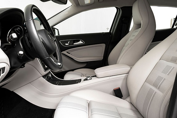 Mercedes-Benz GLA220 d 10 of 20