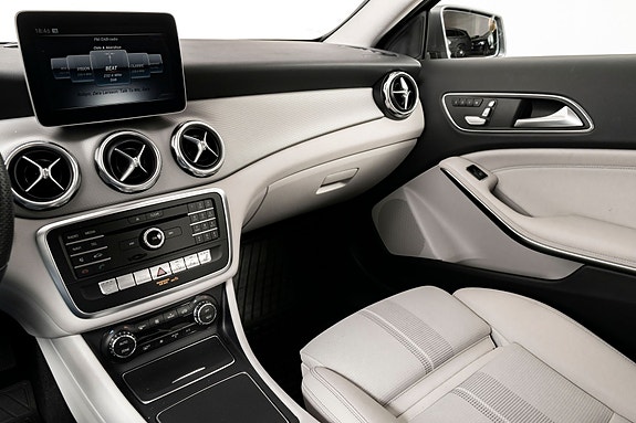 Mercedes-Benz GLA220 d 13 of 20