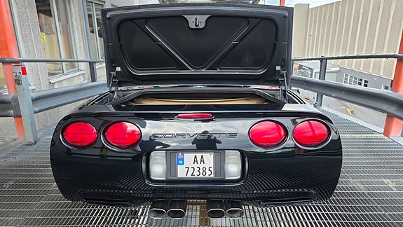 Chevrolet Corvette 20 of 30