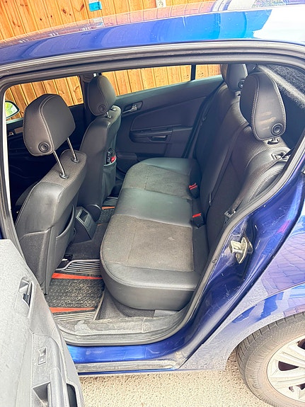 Opel Astra 6 of 17