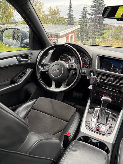 Audi Q5 8 of 30
