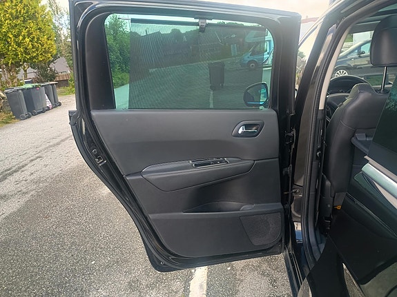 Peugeot 5008 13 of 30