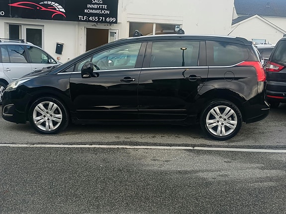 Peugeot 5008 3 of 30