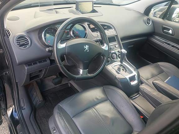 Peugeot 5008 8 of 30