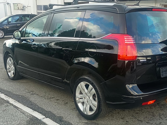 Peugeot 5008 4 of 30