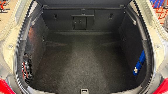 Opel Insignia 26 of 30