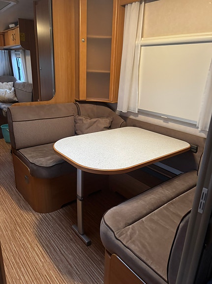 Adria Classica 743 UT 9 of 24
