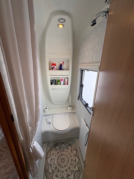 Adria Classica 743 UT 12 of 24