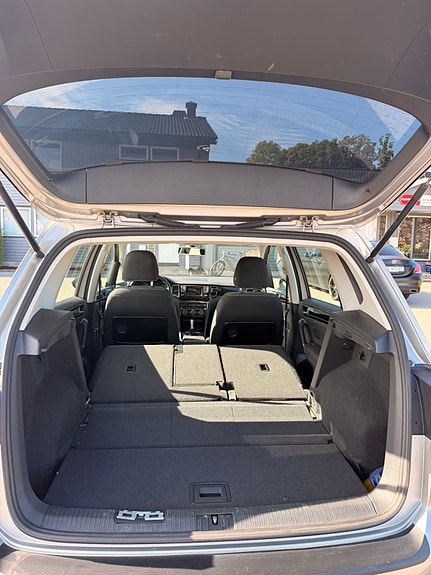 Volkswagen Golf Sportsvan 20 of 22
