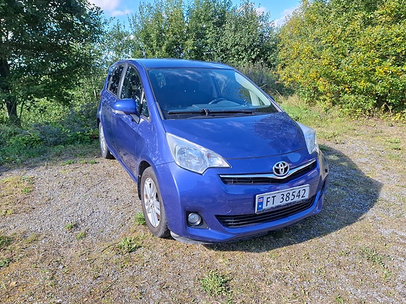 Toyota Verso-S 8 of 10