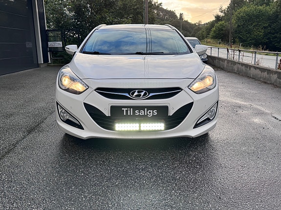 Hyundai i40 13 of 30