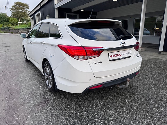Hyundai i40 10 of 30