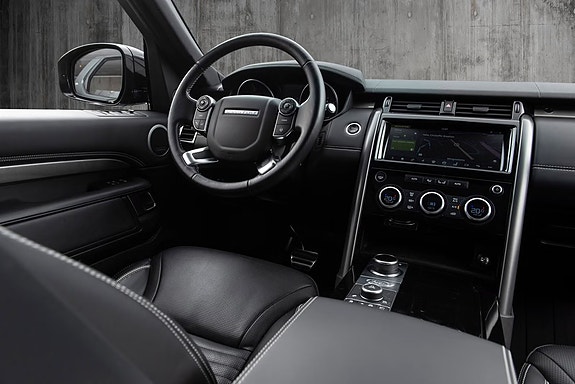 Land Rover Discovery 15 of 30