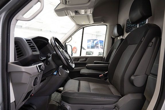 Volkswagen Crafter 21 of 29