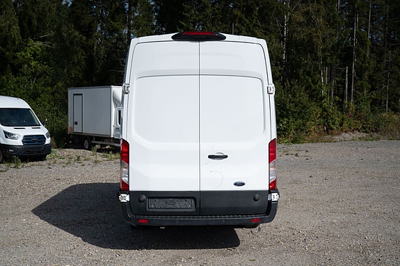 Ford Transit 7 of 28