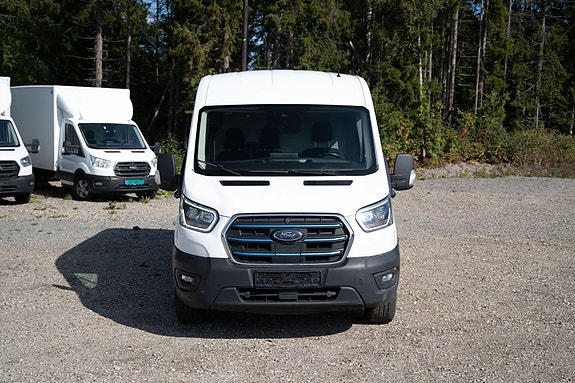 Ford Transit 3 of 26