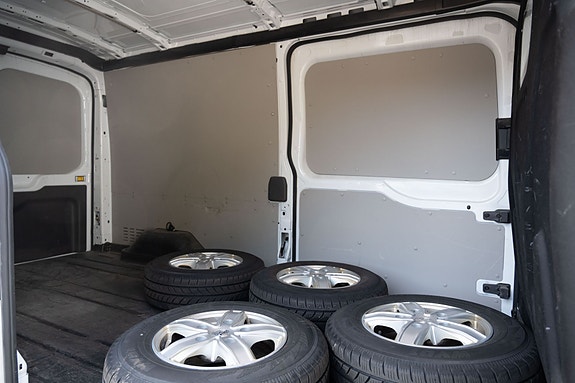 Ford Transit 20 of 26