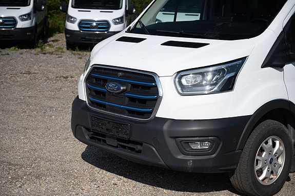 Ford Transit 2 of 26