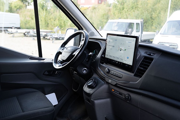 Ford Transit 21 of 26