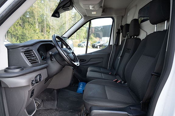 Ford Transit 16 of 26