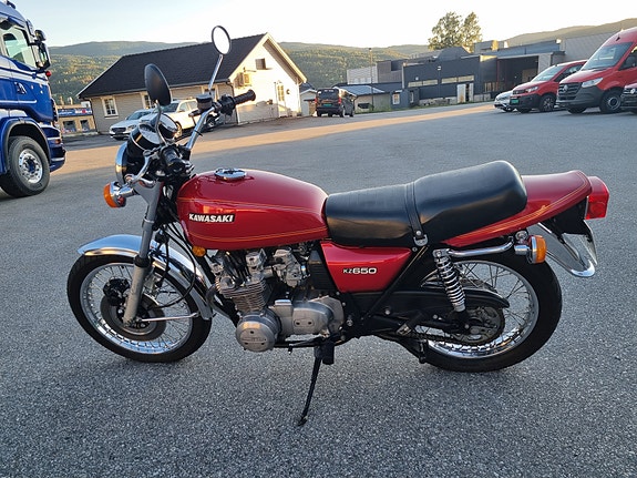 Kawasaki Z 650 18 of 30