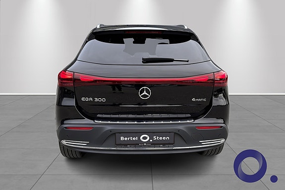 Mercedes-Benz EQA300 4 of 22