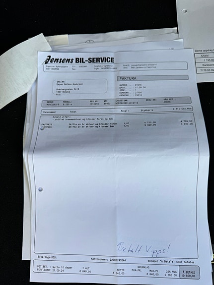 Mercedes-Benz B250 25 of 27