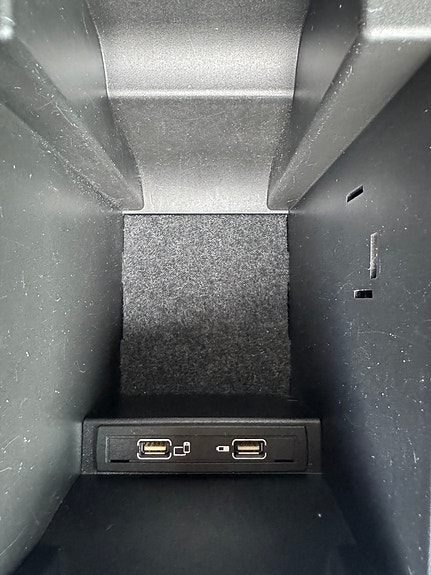 Mercedes-Benz B250 24 of 27
