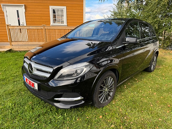 Mercedes-Benz B250 8 of 27