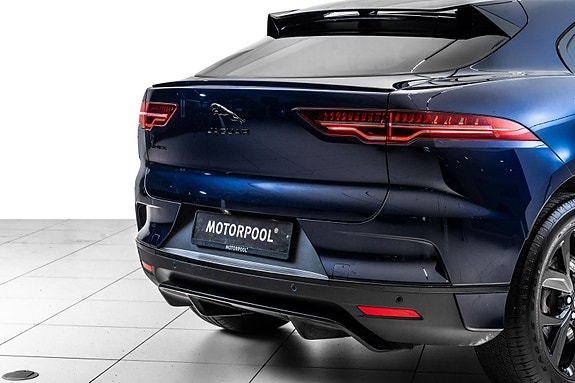Jaguar I-PACE 15 of 30