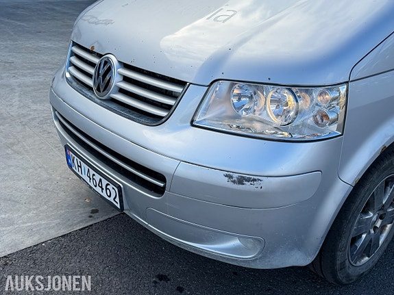 Volkswagen Caravelle 18 of 30