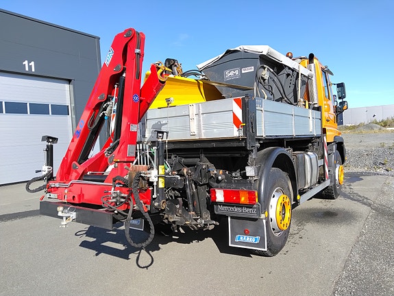 Mercedes-Benz Unimog U400 Kran - Sandspreder - Brøyteplog 6 of 30