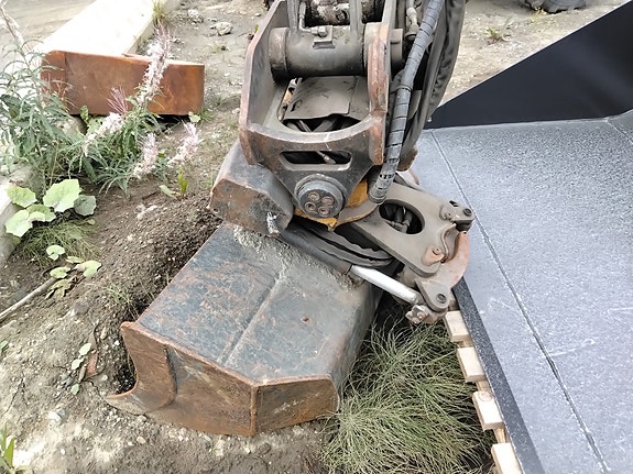 Bobcat E57w - Engcon tilt - Klype - Pusseskuffe 6 of 18