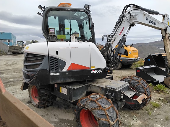 Bobcat E57w - Engcon tilt - Klype - Pusseskuffe 4 of 18