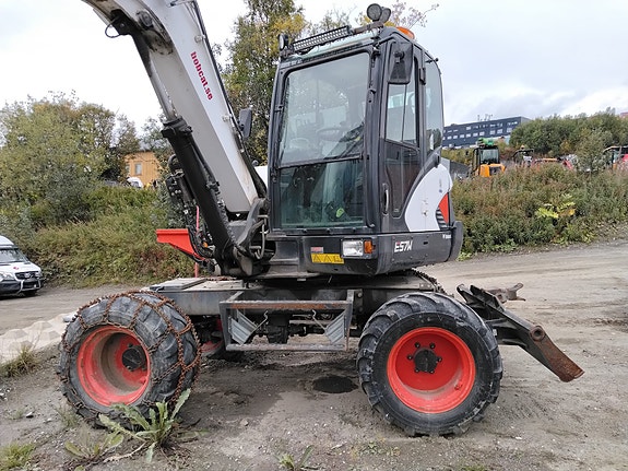Bobcat E57w - Engcon tilt - Klype - Pusseskuffe 2 of 18