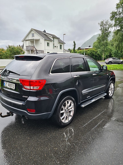 Jeep Grand Cherokee 4 of 15