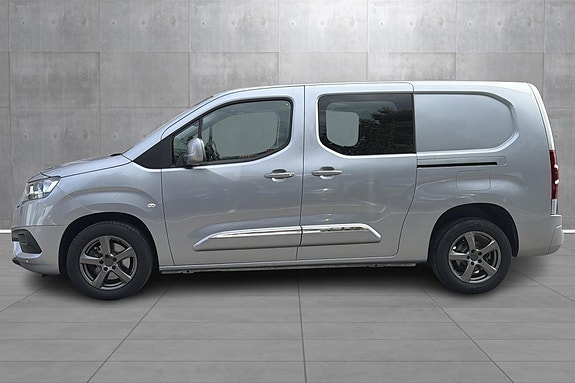 Toyota Proace City 2 of 19