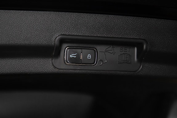 Ford Explorer 25 of 25