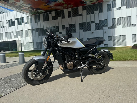 Husqvarna Vitpilen 701 3 of 6