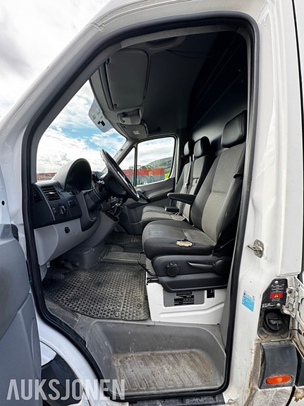 Volkswagen Crafter 27 of 30