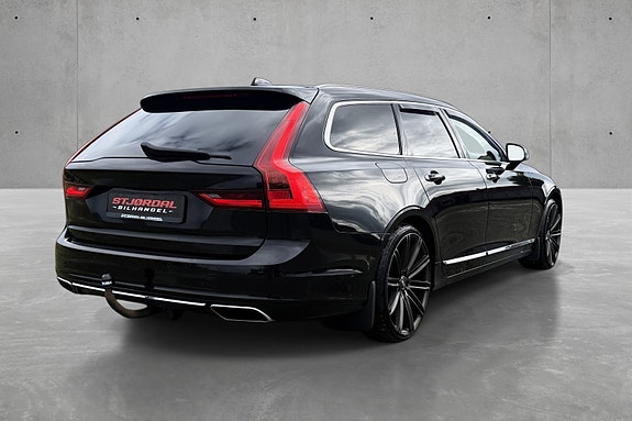 Volvo V90 3 of 23
