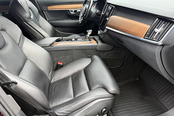 Volvo V90 12 of 23
