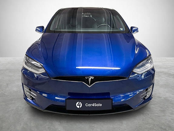 Tesla Model X 8 of 24