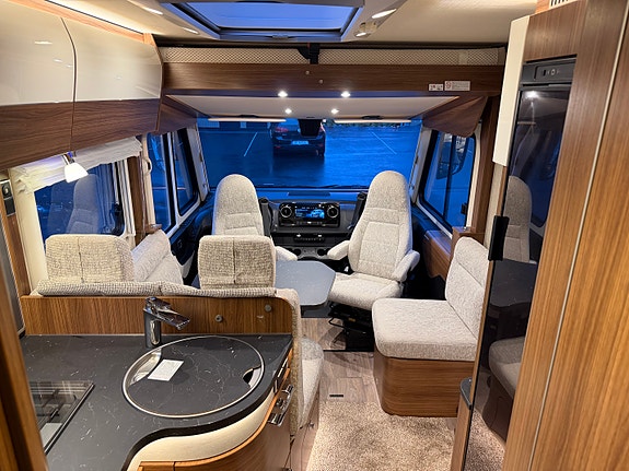 Hymer B680MC - Førsteg.reg. 2023 - Kun 12 750 km - Lite brukt og meget pen 18 of 29