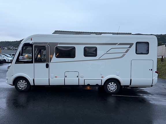 Hymer B680MC - Førsteg.reg. 2023 - Kun 12 750 km - Lite brukt og meget pen 3 of 29