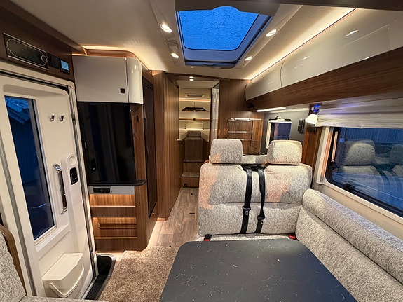 Hymer B680MC - Førsteg.reg. 2023 - Kun 12 750 km - Lite brukt og meget pen 19 of 29