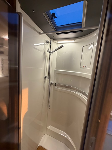 Hymer B680MC - Førsteg.reg. 2023 - Kun 12 750 km - Lite brukt og meget pen 22 of 29